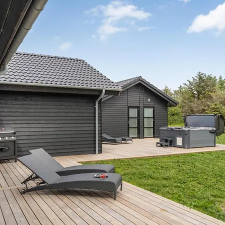 Newly Built Summer House On Alexandravej Сasa de vacaciones Løkken